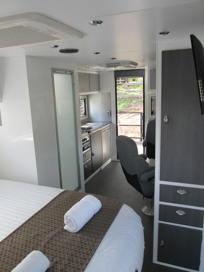 Moama On Murray Houseboats Buitenkant foto